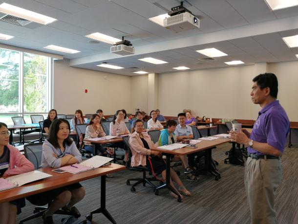 堪萨斯州立大学许淳教授给麻将胡了2
MBA师生介绍美国高等教育